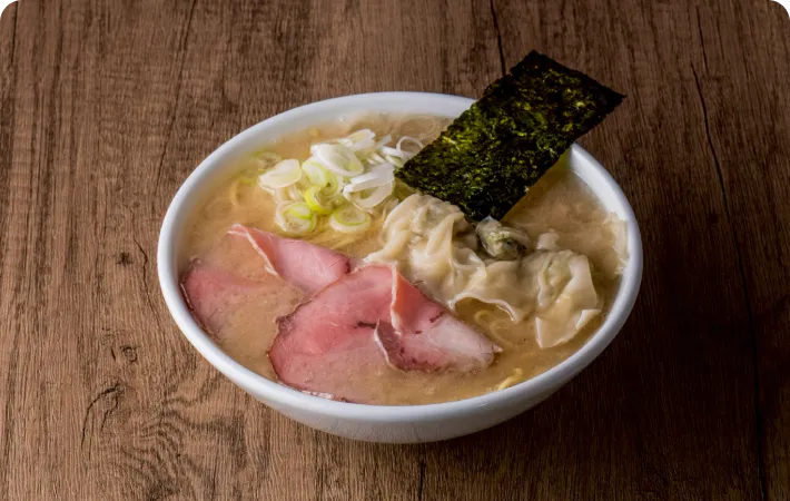 ワンタンラーメン